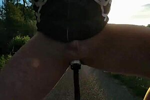 Public bike ride along the main road in fanny saddle hide