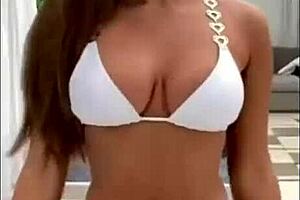 Desi bhabhi Sima sharing intimate moments with her lover