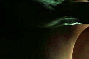 A mature woman with a great experience in sex