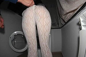 Stepsister’s round ass tempted me, fuels dirty dreams