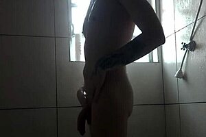 Hetero guy selling his dick for money, hidden camera footage