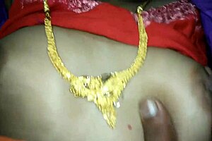 Bhabhi was fucked by her Devar in this hot Indian sexy bhabhi video