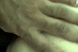 Went to see my married guy, he drilled my ass in his nephew's room