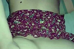 como me encanta cuando me ponen de perrito y me parten en dos 😘