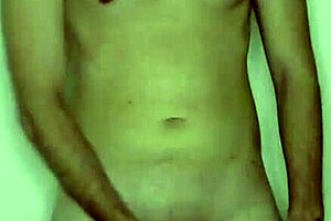 Just another day, this amateur guy gets a massage, masturbates, and cums hard