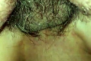 Sexy married woman opens her pussy wide for homemade fun