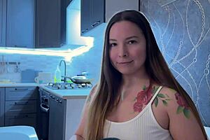 Beautiful Babe With Natural Tits In Homemade Hardcore Sex