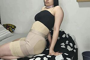 At home, I’m devouring my step-cousin’s ass and getting hot cum on my face
