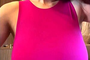 Hey, wanna see stepmom sucking her huge milky tits?