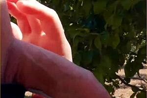 Hot Wife Gives Amazing Public Blowjob Outdoors.