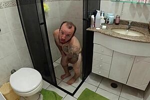 I love how the old man fucks the little ass backstage