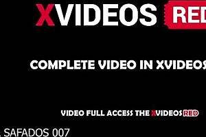 Africana puta chupou pau preto 😈