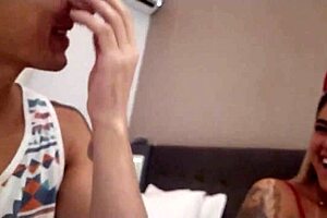 Levei a acompanhante mais cara de Floripa pro motel, quer saber como foi?