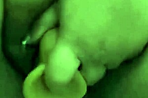 HOUSE WIFE ENJOYS A GREAT TIME CUMING!!