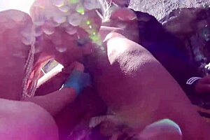 hey lorelei lee and beretta james are friends sharing a bath moment