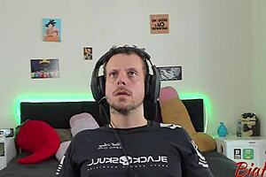 my boyfriend only paid attention when i invited my friend for a wild party