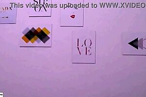 Novinha in lingerie shows natural tits