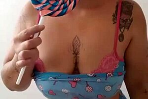 Bold Delight In Sucking Man Like Prostitute