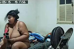 camera escondida flagra madrasta mostrando cuzinho para enteado with big tits big ass natural tits and female ejaculation squirting