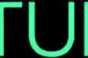 British Teen's First Spitroast With Cumshot Facial?