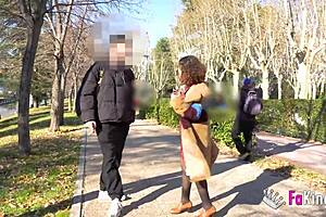 Hey, we hit the streets asking folks if they wanna bang pornstar Elena De La Vega 😏