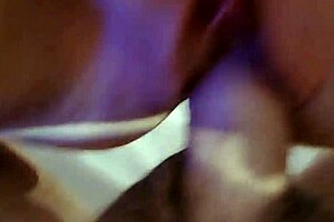 hey girl, this novinha is so horny giving her ass and masturbating like crazy