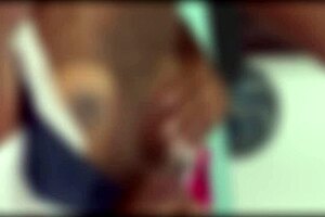 Meu marido e o amigo dele jogando uma pelada. AONDE eu sai com o CUZINHO cheio de LEITE.