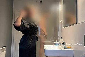 i caught my husband jerking on my stepmom in bathroom and joined them family use voyeur