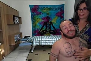 Intense cum swapping follows tantric massage with explosive gozando finish