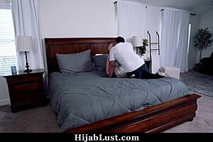 hot hijab teen 18+ invites friend for secret booty call on hijablust