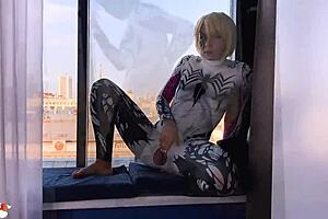 Anti-Venom babe delivers deep sucking before sensual fucking in hot cosplay scene.