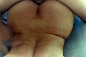 Whoa, check out this pulsating ejaculation shooting deep into the milf's anus in close-up view?