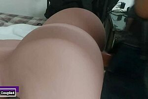 Lesbiana Culona Cogiendo De Perrito