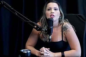 gosta do PAU MÉDIO stops recording cuz position client skips pay NO RETURN agatha mama watch sheer red