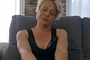 love my sexy lingerie today?