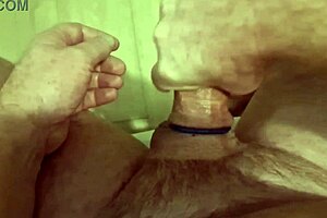 muscular daddy unloads thick cum ropes across his workout bench in 4k