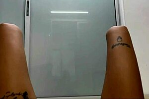 Tanned Latina Stepsis Gets Massaged Then Fucked by Bro!