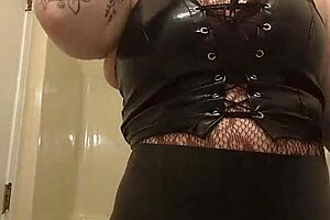 doing lovesense while putting on my makeup