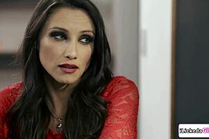 brunette lesbian babe licks big tits blonde friend's shaved pussy close-up hairy natural tits orgasm girl on girl