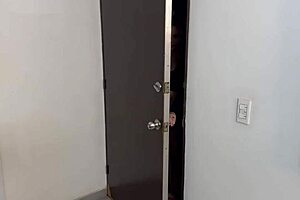 Colombian Stepmom's Boyfriend Fills Virgin Stepdaughter's Creamy Pussy in Taboo Threesome