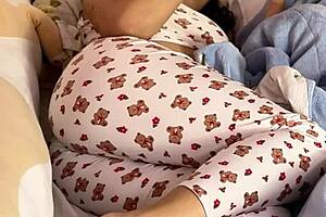 Chubby latina bbw farts loud naturally on bed in solo fetish worship clip.