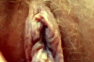 Curvy Spanish neighbor babe says good morning to her fans