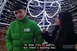 hunt4k babe strips for big cock christmas gifts