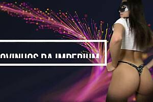 her lover shoots cum right at her pussy entrance in casual homemade fun