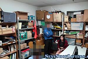 Girlfriend has raw sεx with her boyfriend