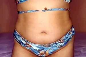 Hot Amateur Dances Naked And Cums Hard!