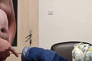 Commonly known as a commoners gay couple shares a homemade sex video on Xvideos