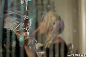A secretary’s masterful handjob in this_poignant_,_lip-biting_ scene build up to a satisfying cumshot